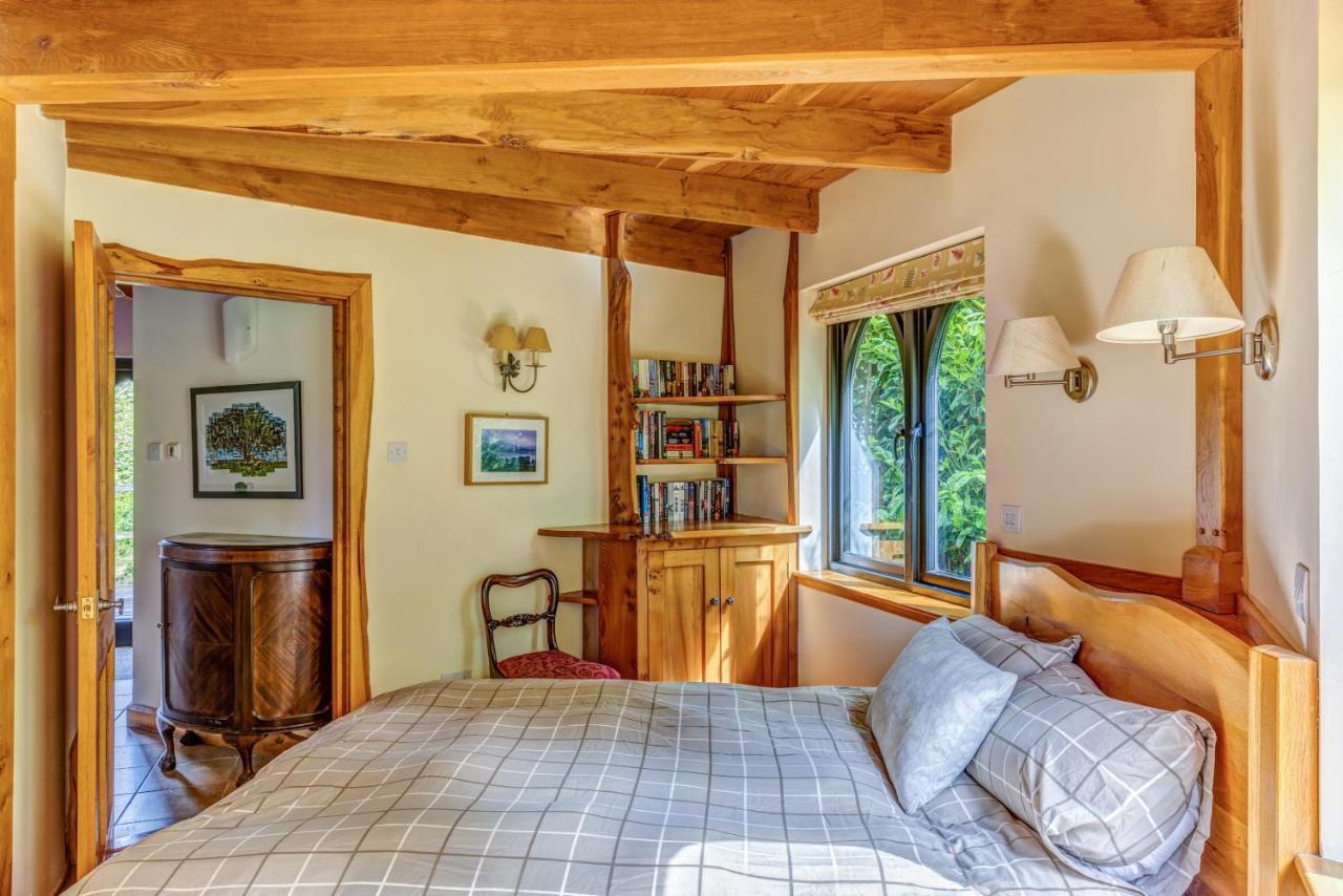 Kinlochlaich Tree House Villa Appin Exterior photo