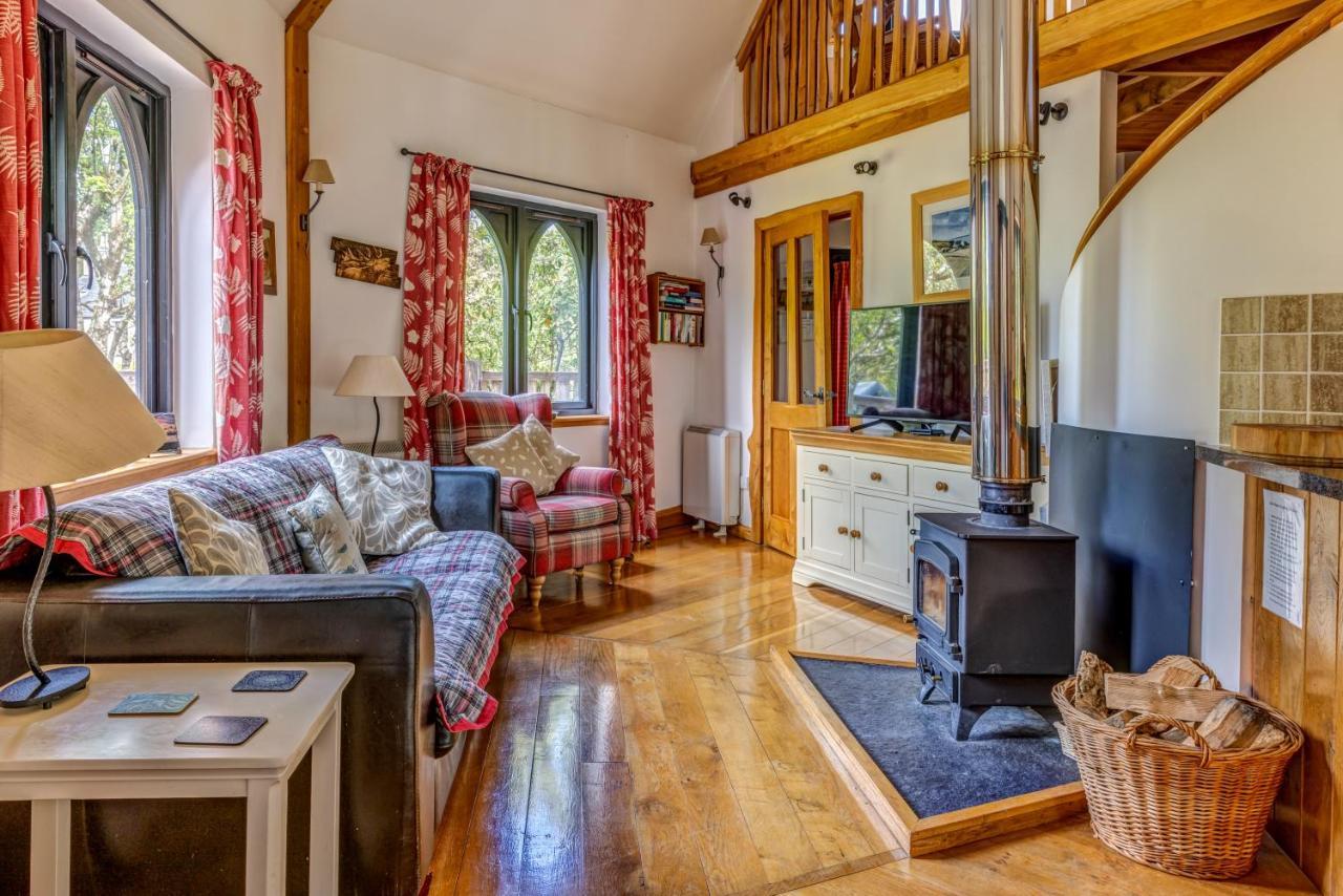 Kinlochlaich Tree House Villa Appin Exterior photo